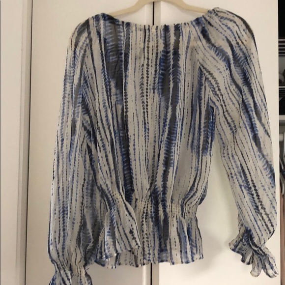 Sheer beach vibe top - Picture 3 of 3